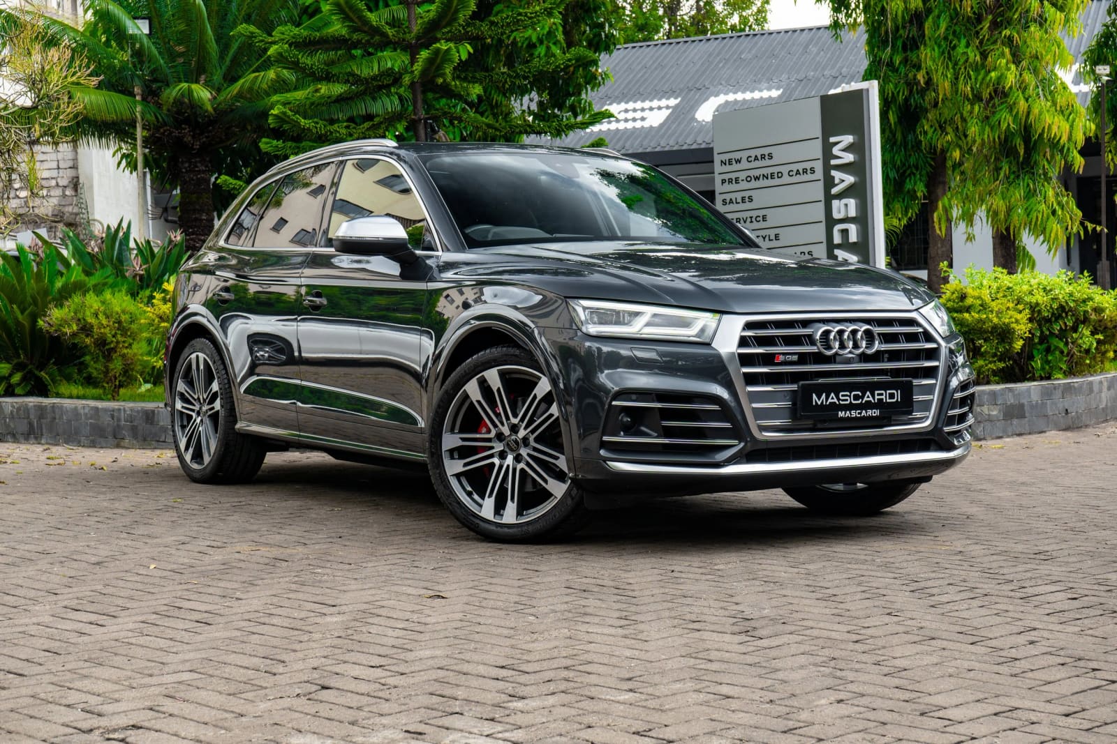 Audi SQ5 thumbnail 4