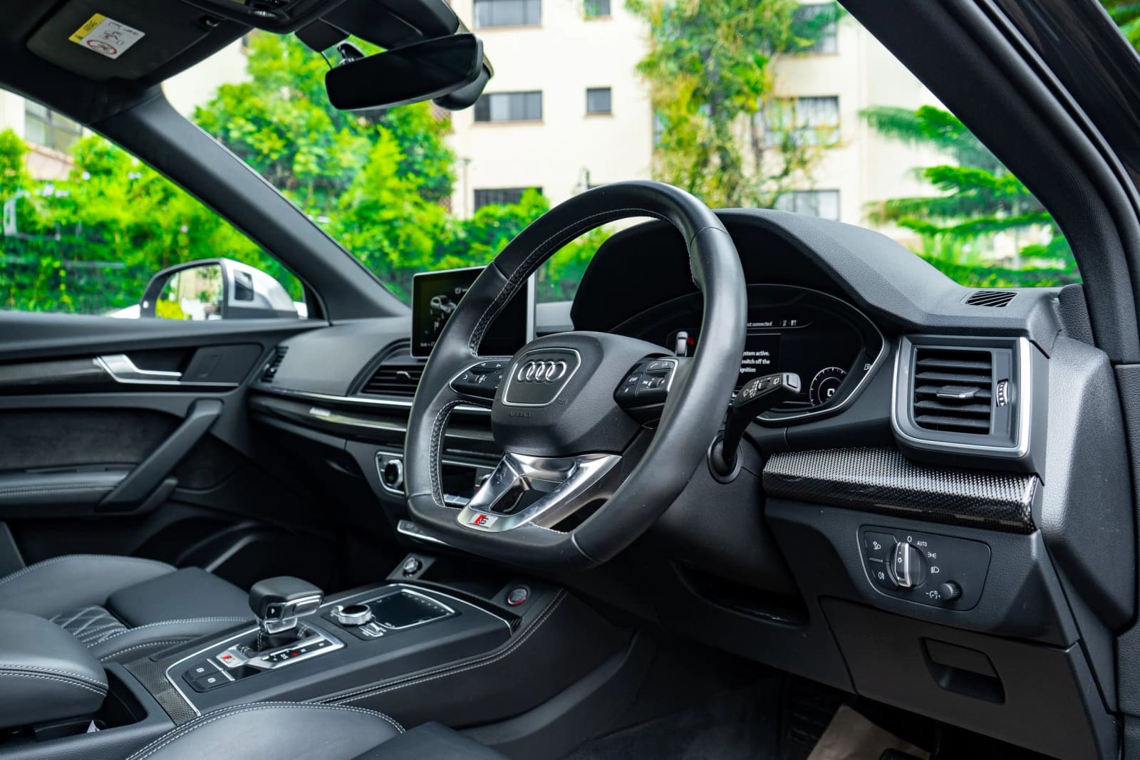 Audi SQ5 thumbnail 7