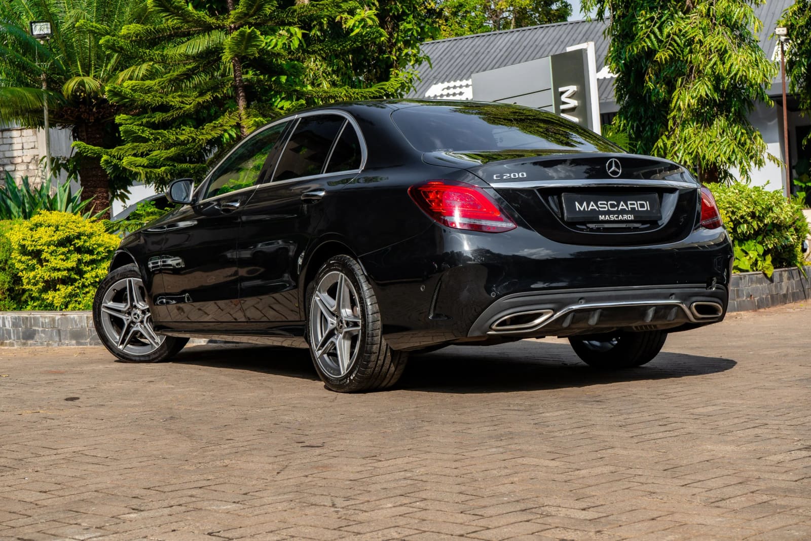Mercedes-Benz C200 AMG Line Package thumbnail 5