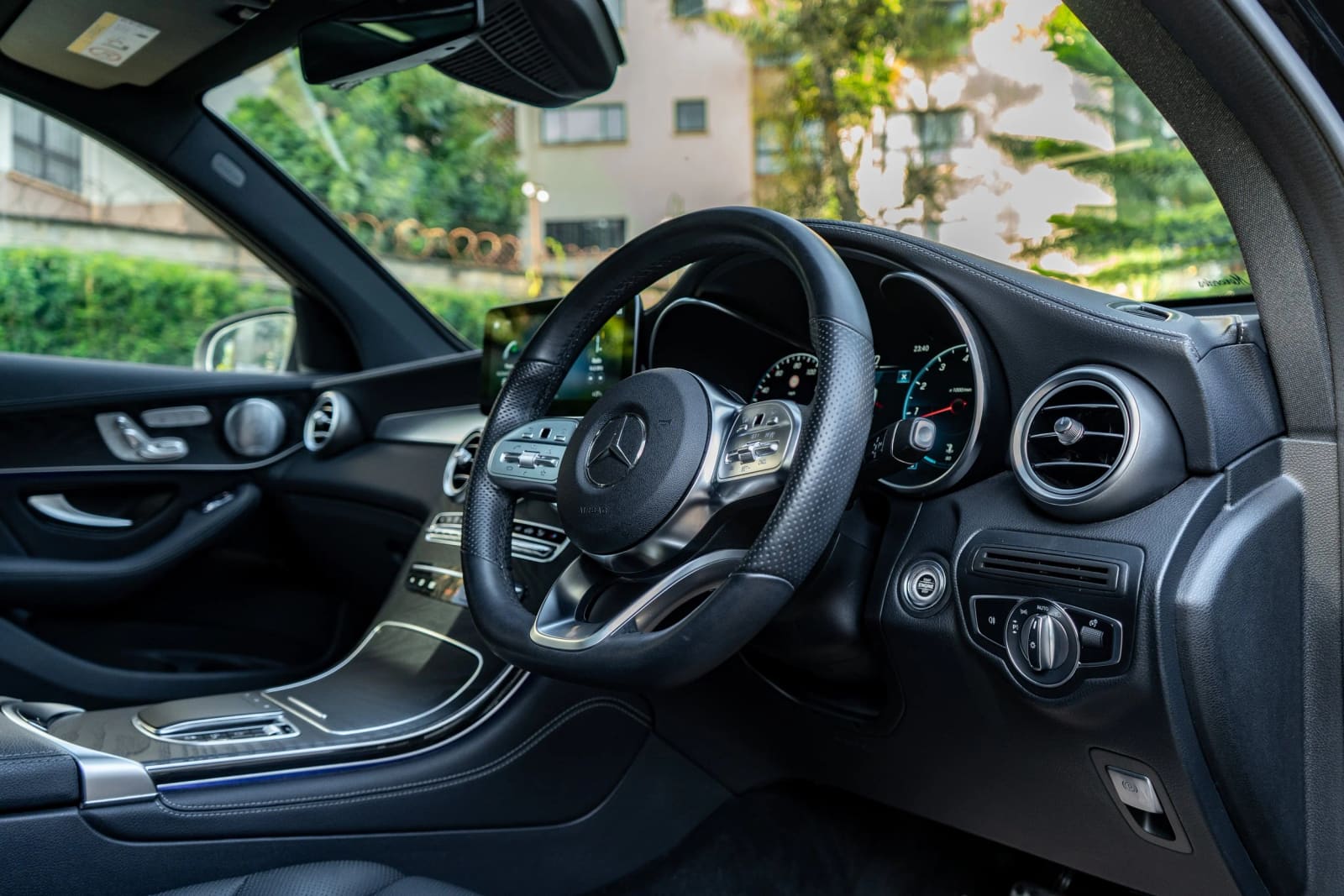 Mercedes-Benz GLC 300 4 Matic thumbnail 7