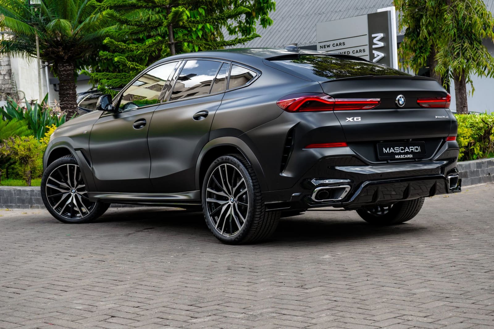 BMW X6 X-DRIVE 35D GT22 thumbnail 5
