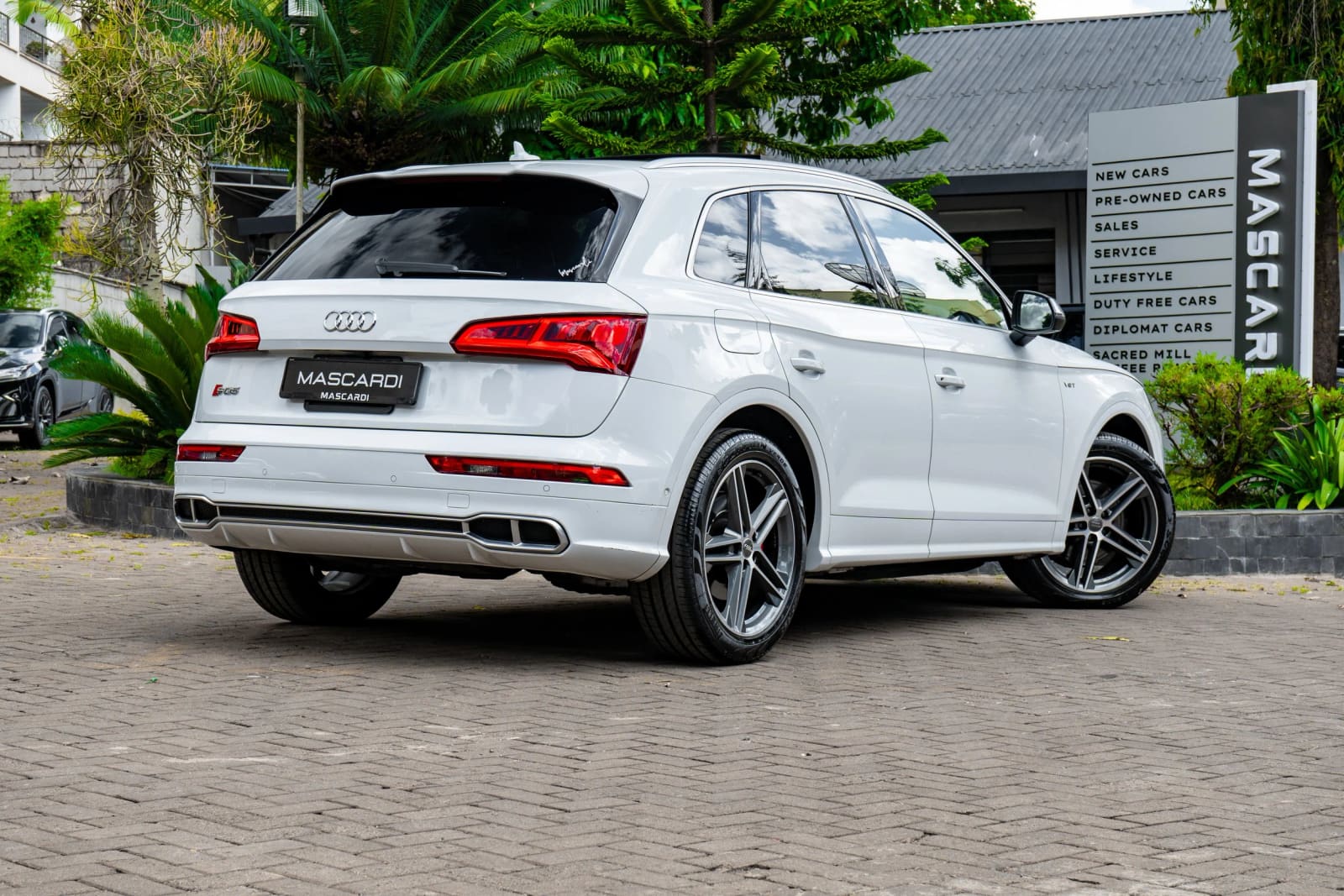 Audi SQ5 thumbnail 2