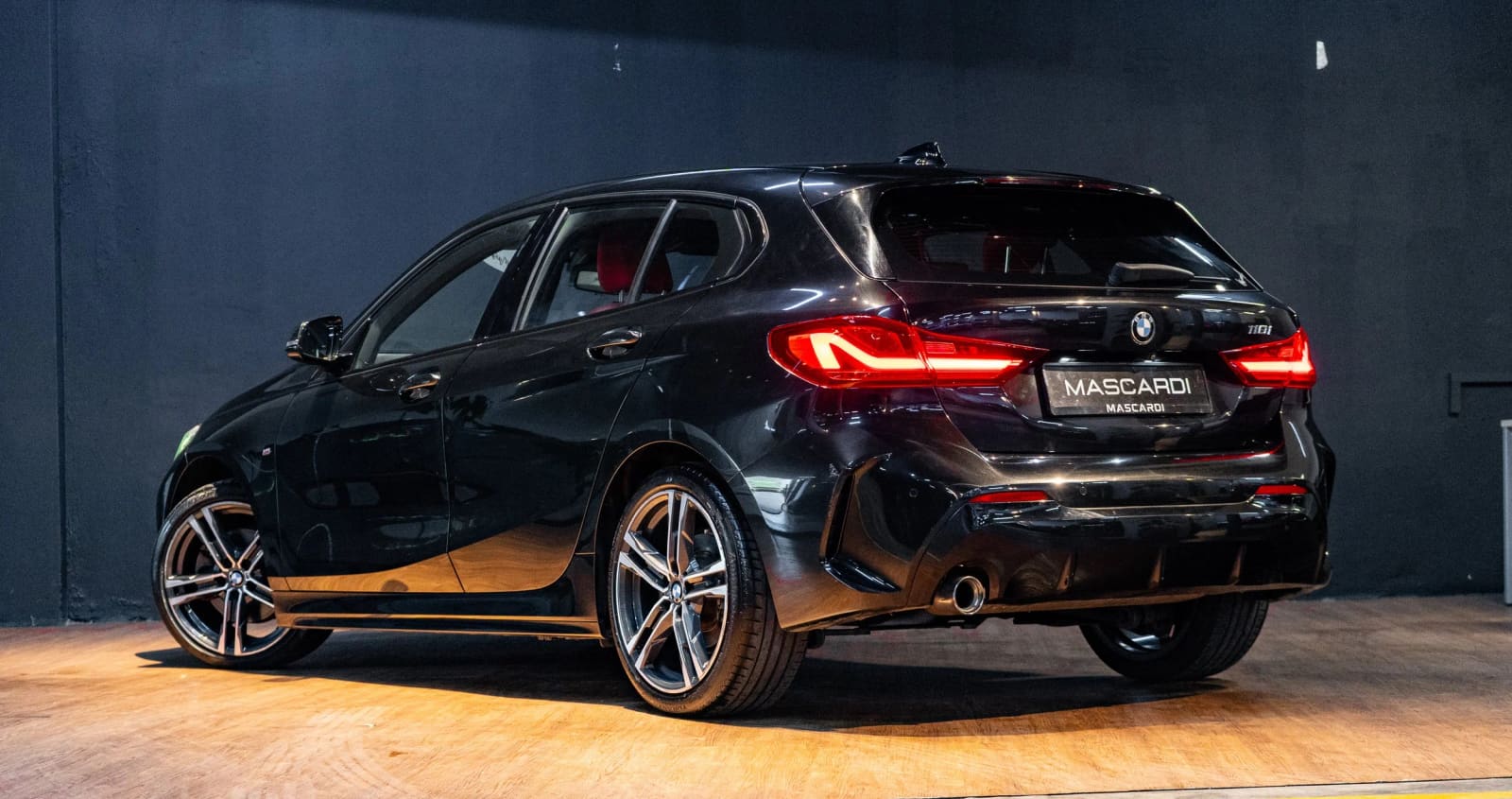 BMW 118i M-sport Package thumbnail 5
