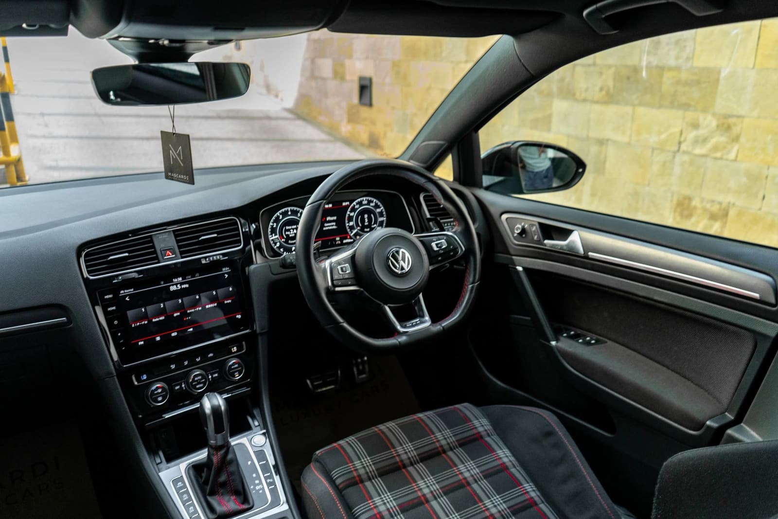 Volkswagen Golf GTI MK7.5 thumbnail 6