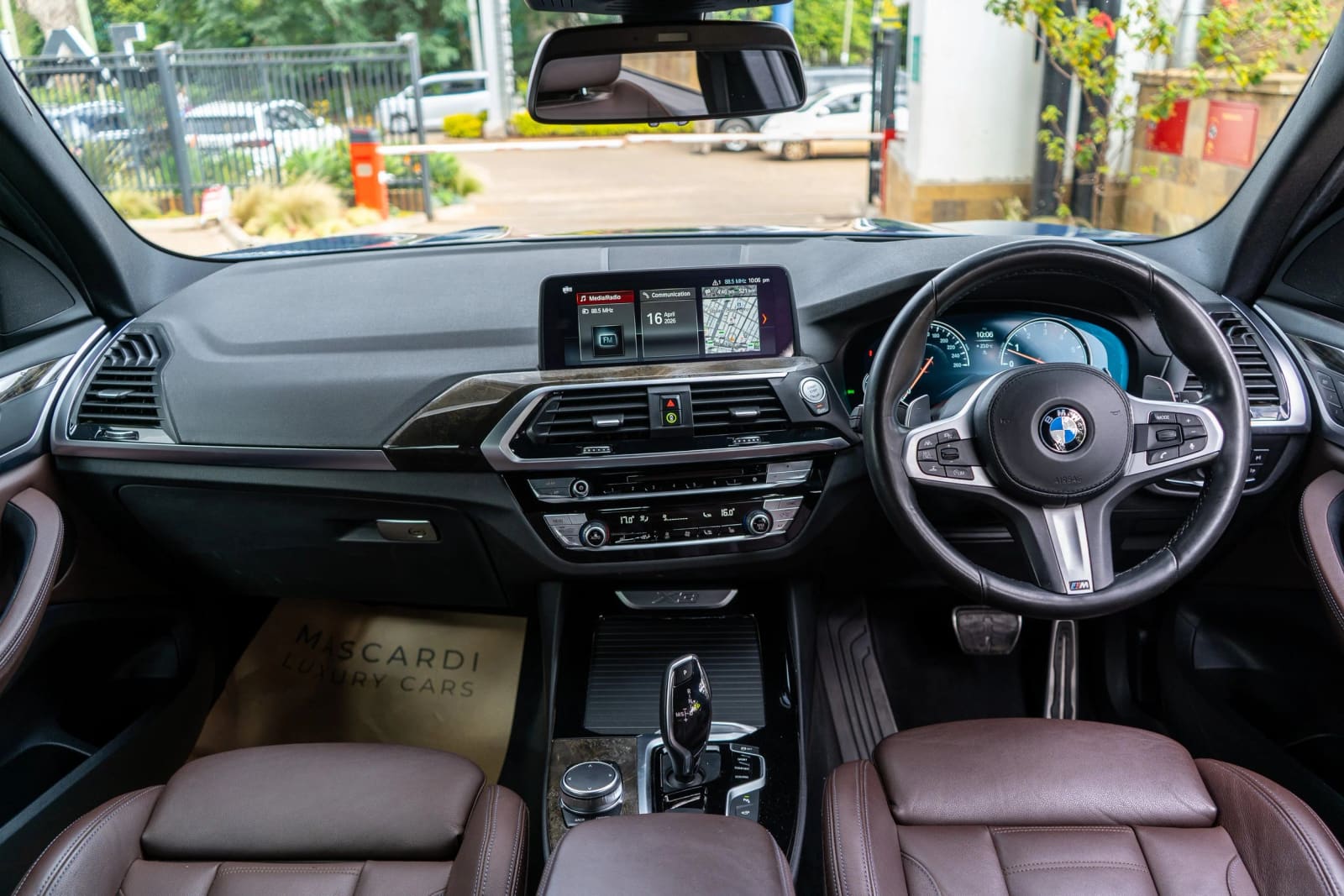 BMW X3 X-Drive 20i thumbnail 3