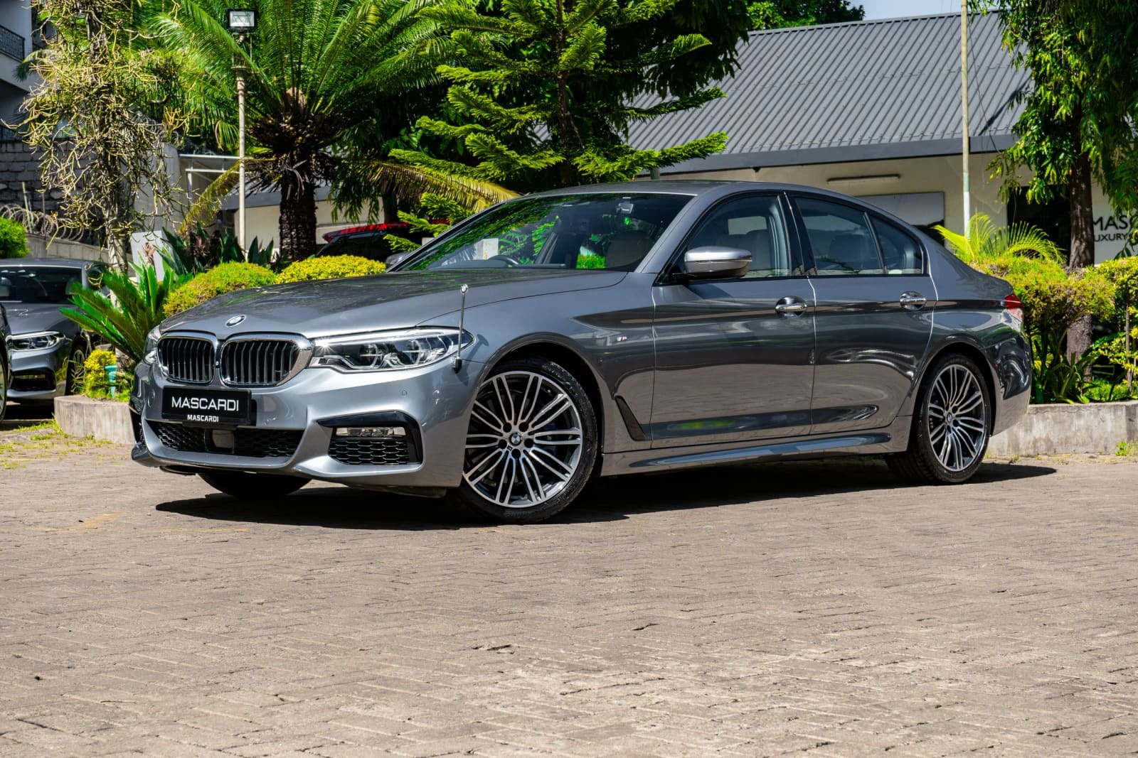 BMW 530i