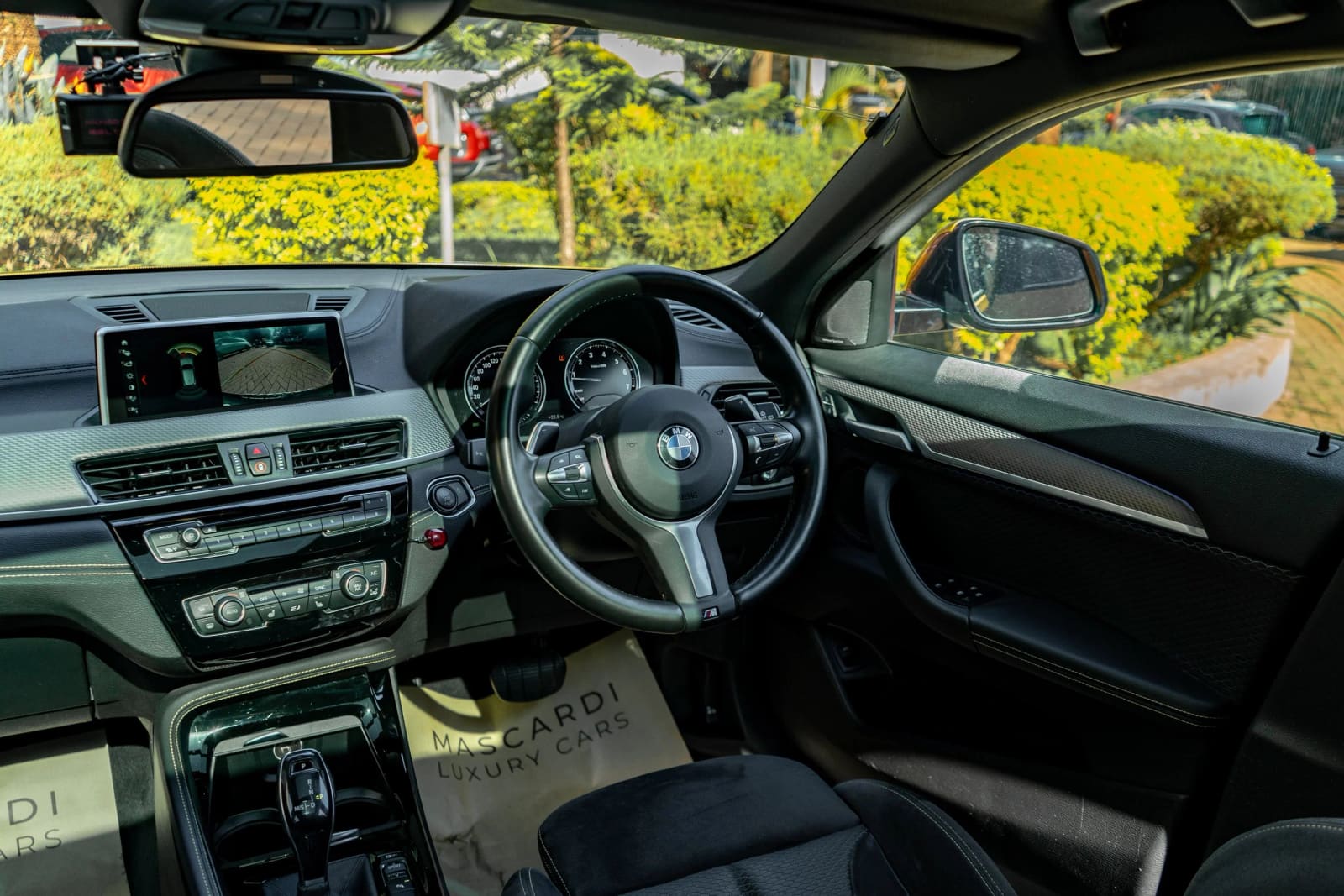 BMW X2 X-Drive20i thumbnail 6
