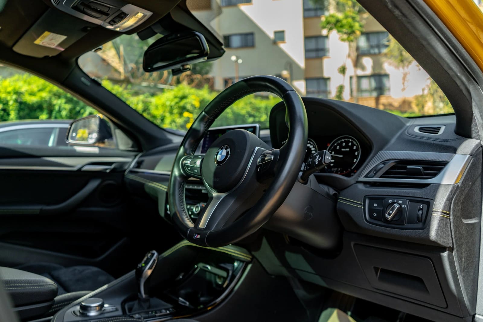BMW X2 X-Drive20i thumbnail 7