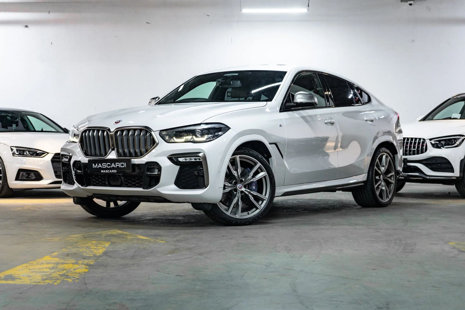 BMW X6 X-DRIVE M50i G06