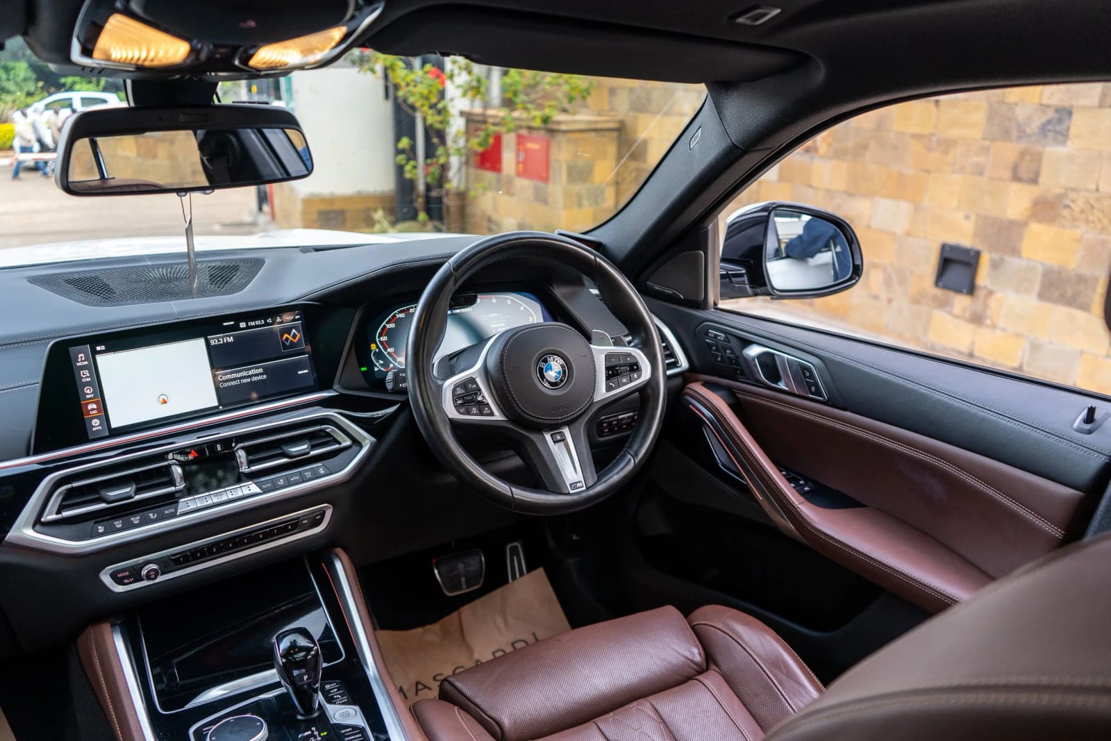 BMW X6 X-DRIVE M50i G06 thumbnail 6