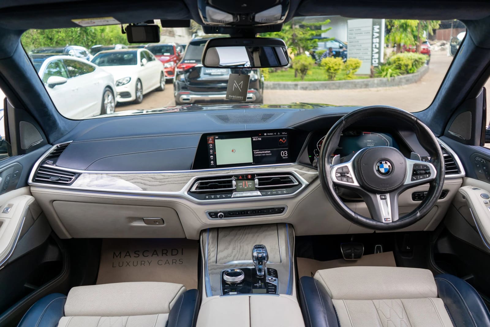 BMW X7 X-DRIVE 35D thumbnail 3