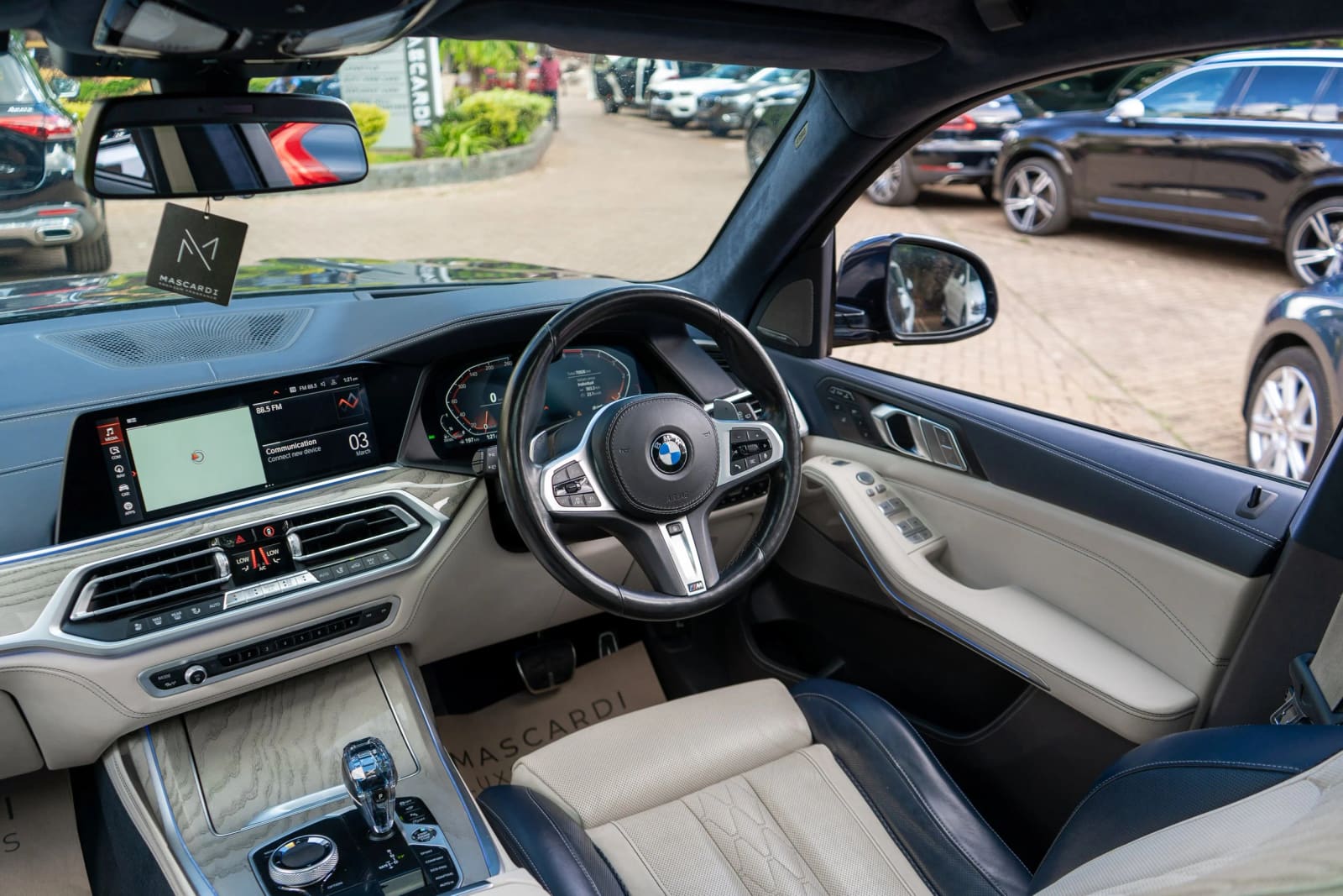 BMW X7 X-DRIVE 35D thumbnail 7