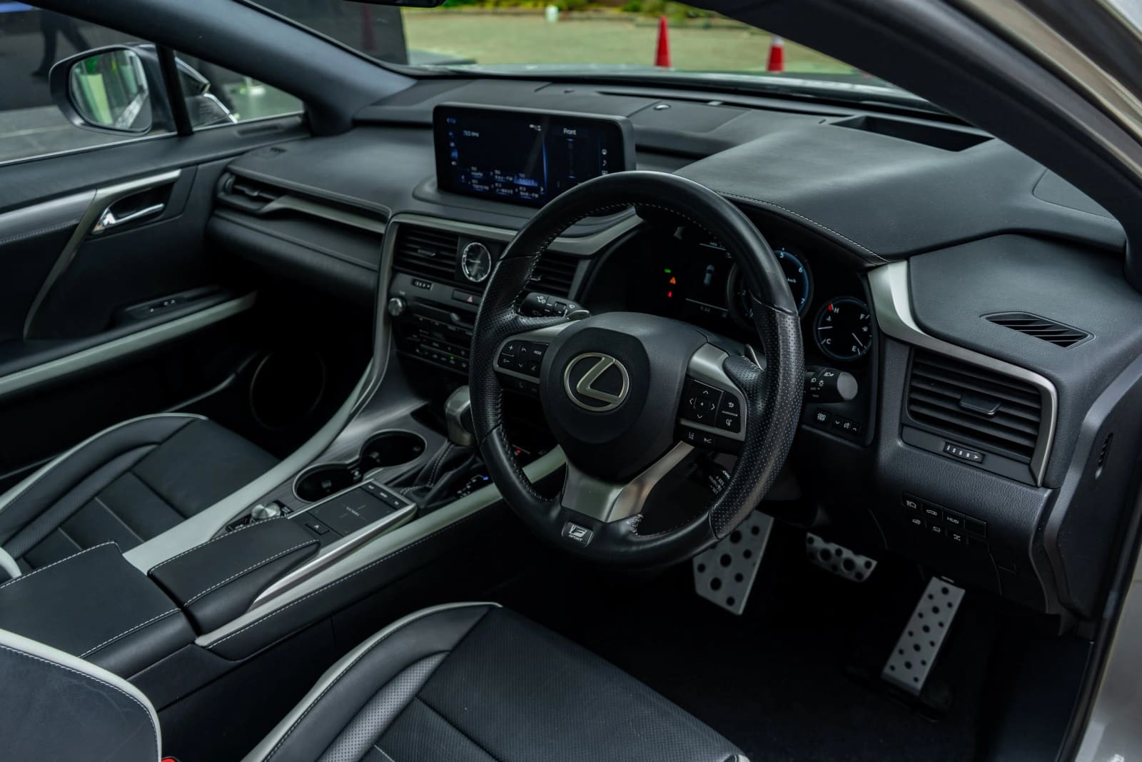 Lexus RX300 F-Sport 4WD thumbnail 7