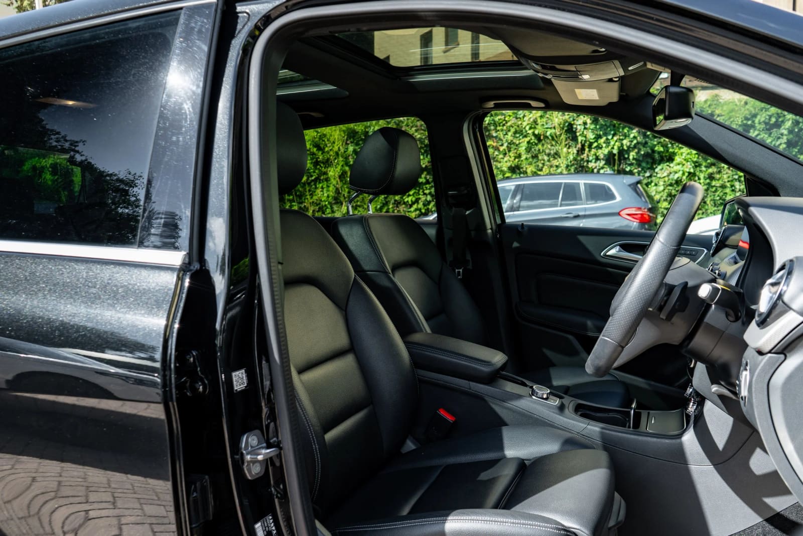 Mercedes-Benz B180 thumbnail 6