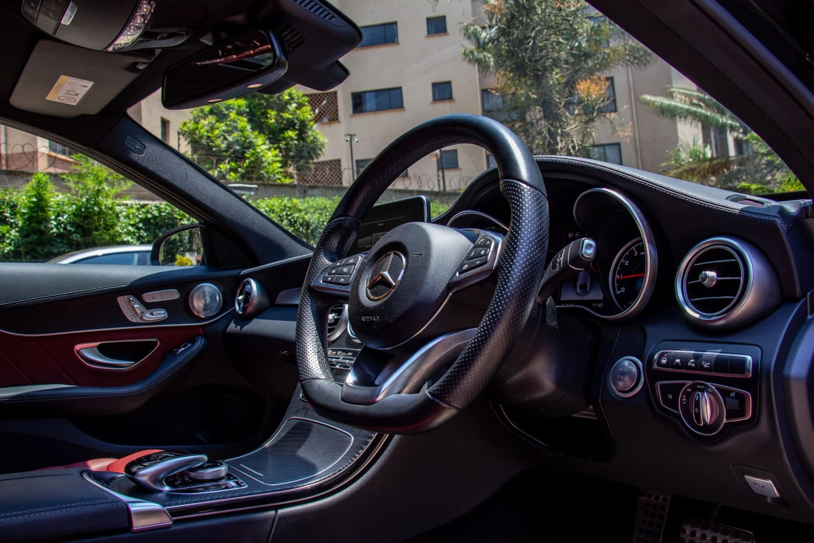 Mercedes-Benz C43 V6 AMG thumbnail 7