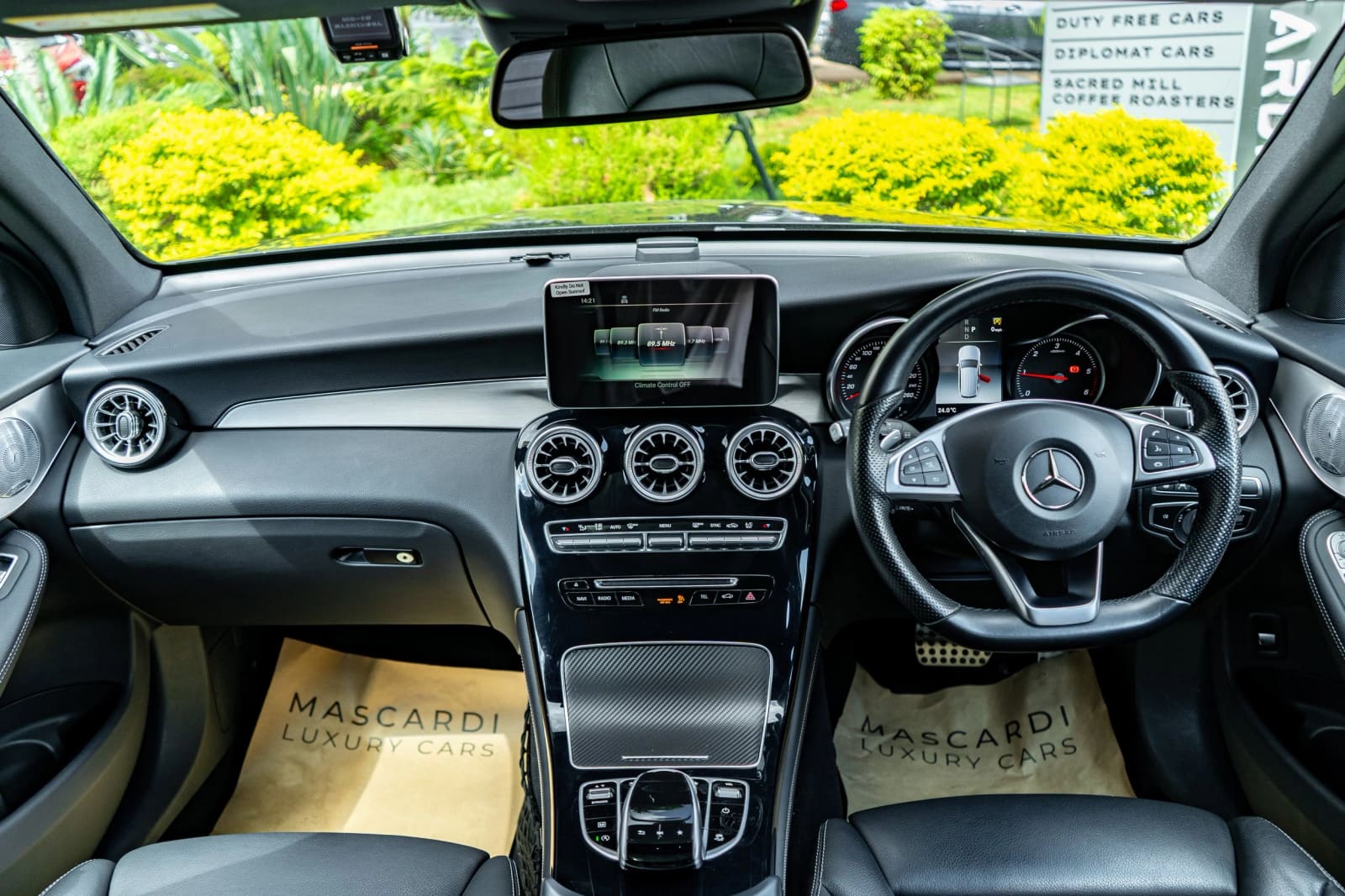 Mercedes-Benz GLC 220D thumbnail 3