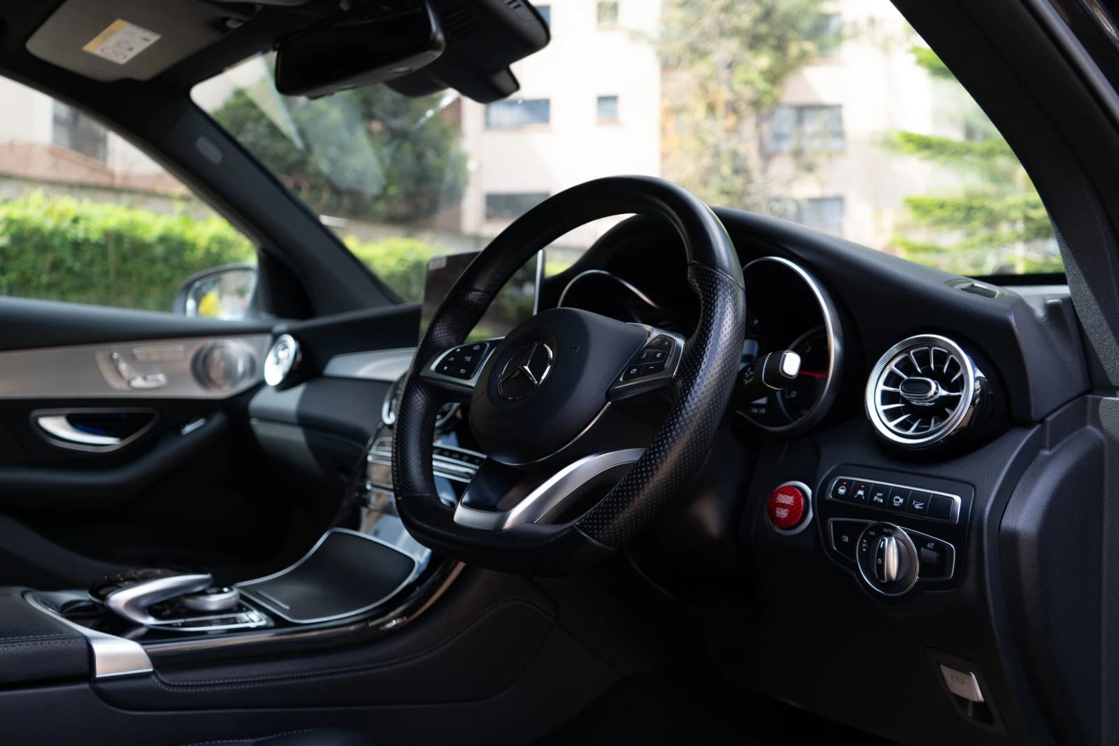 Mercedes-Benz GLC 220D thumbnail 6