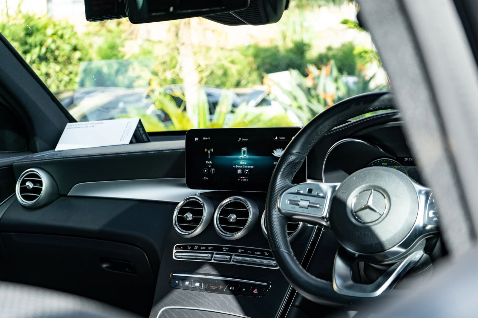 Mercedes-Benz GLC 300 AMG 4Matic thumbnail 7