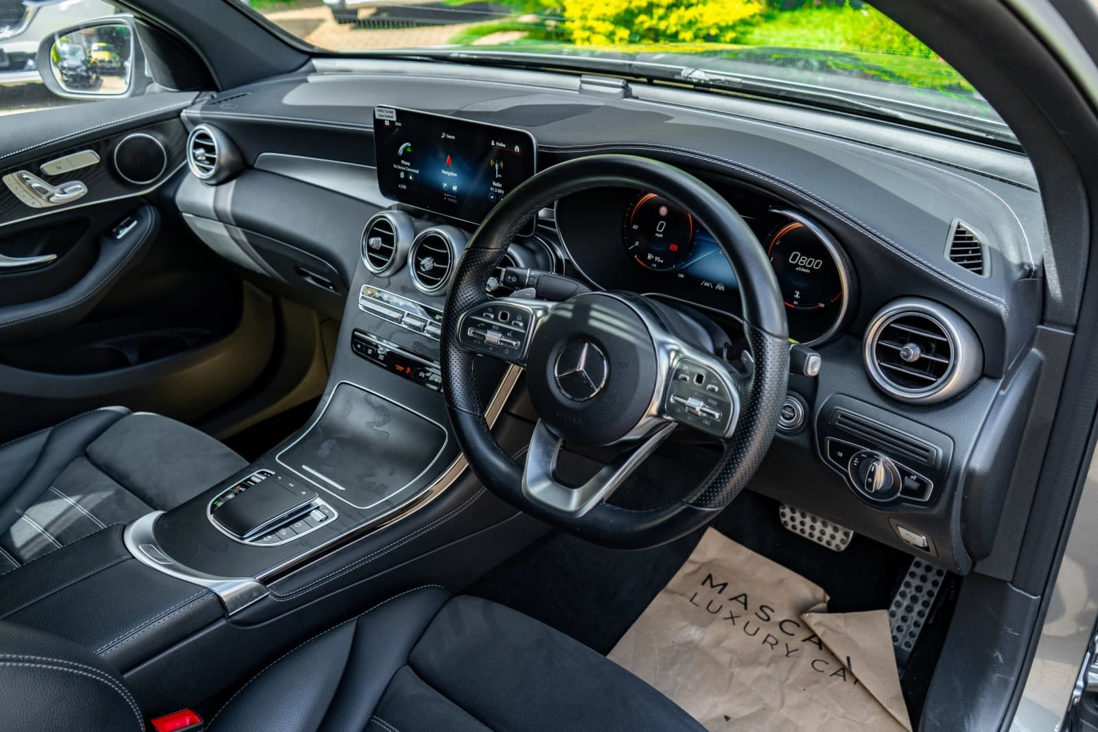 Mercedes-Benz GLC 300 Coupe 4Matic thumbnail 7