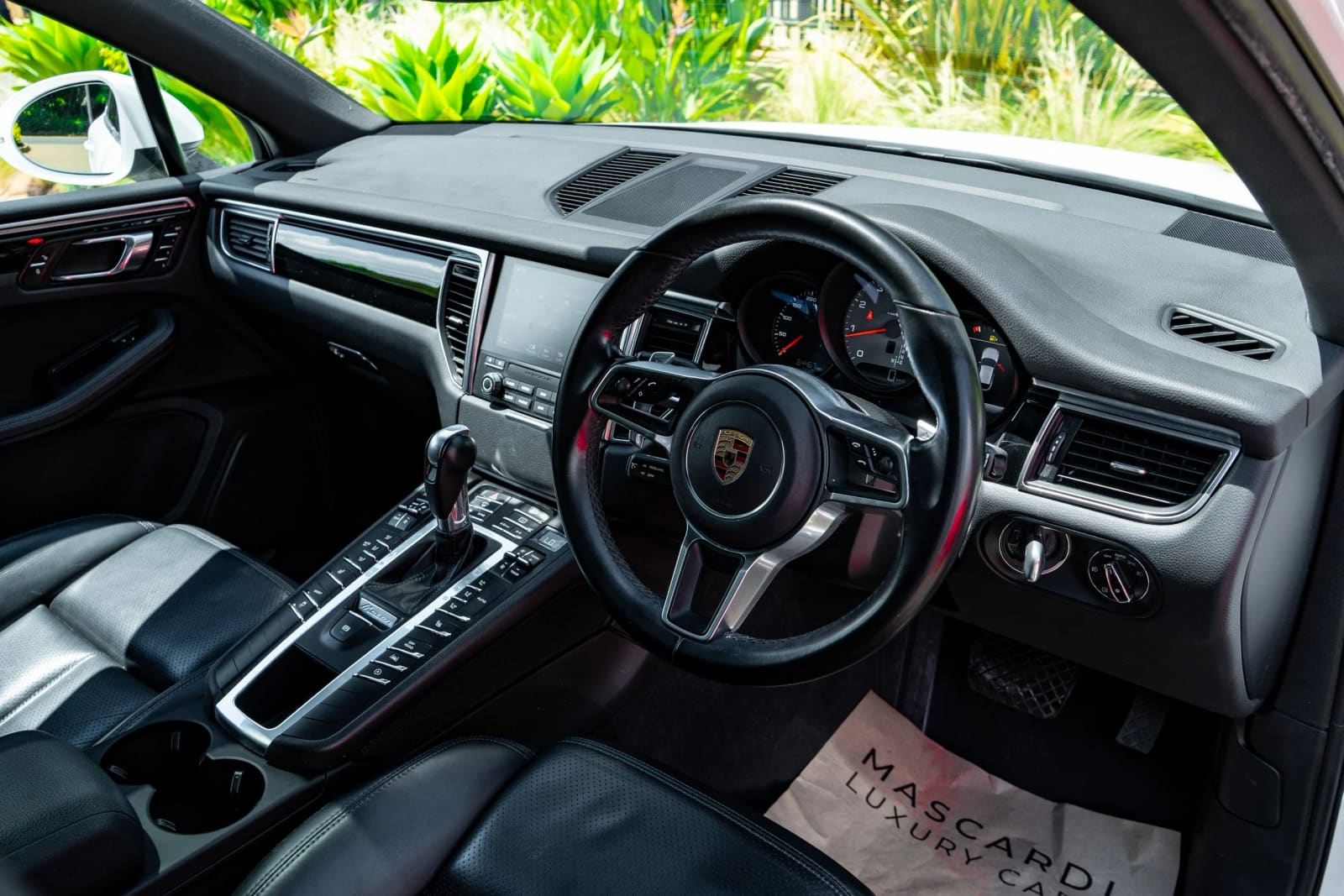 Porsche Macan S thumbnail 7