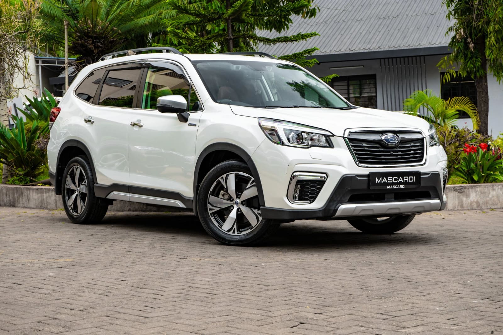 Subaru Forester E-Boxer AWD thumbnail 4
