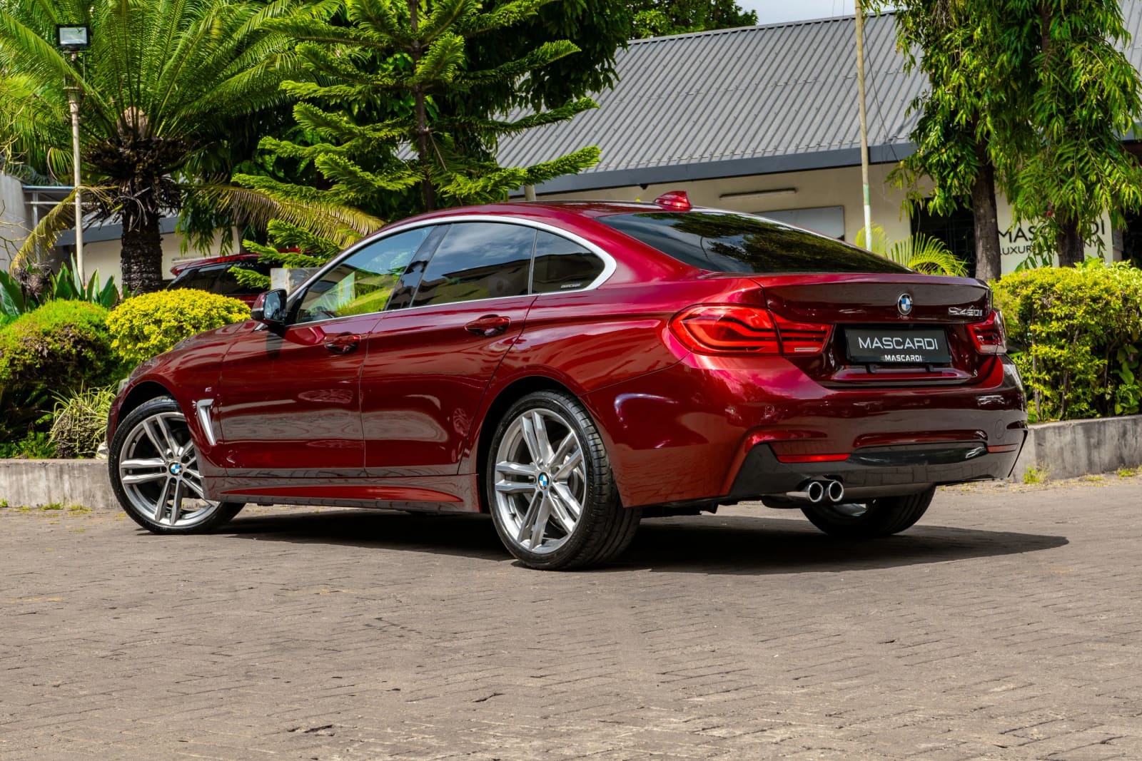 BMW 420i GRAN COUPE thumbnail 4