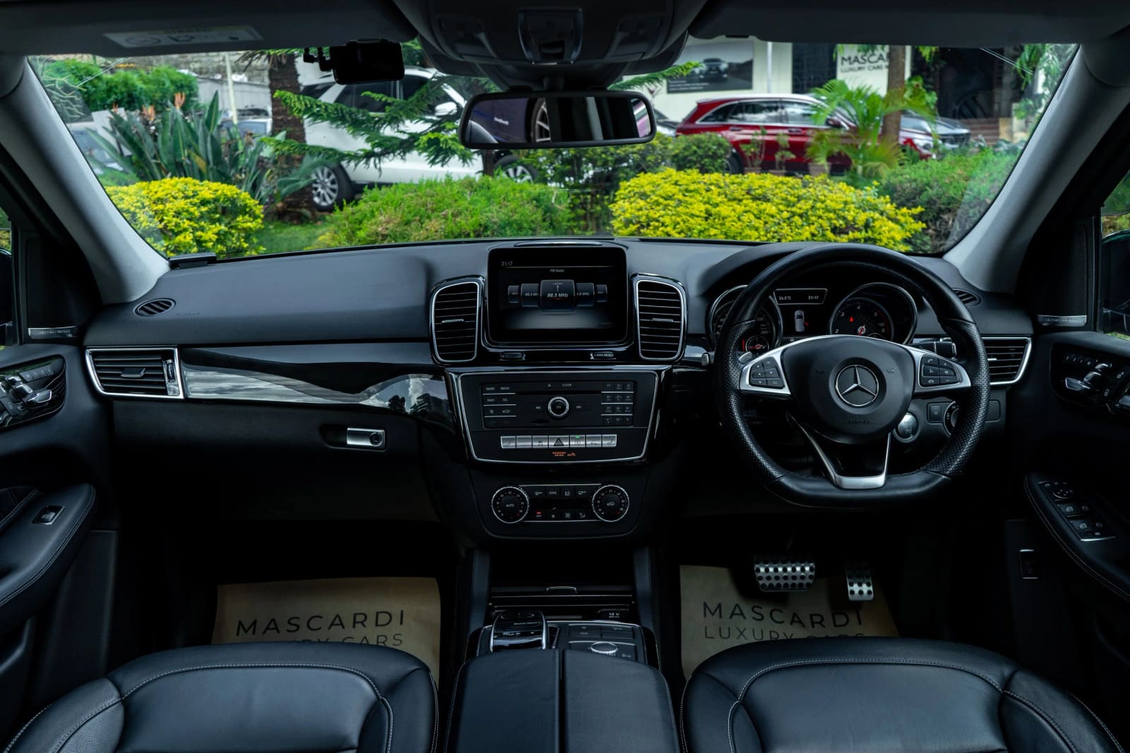 Mercedes-Benz GLE 350D thumbnail 3