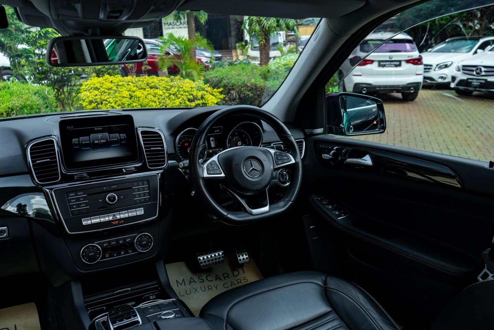 Mercedes-Benz GLE 350D thumbnail 7