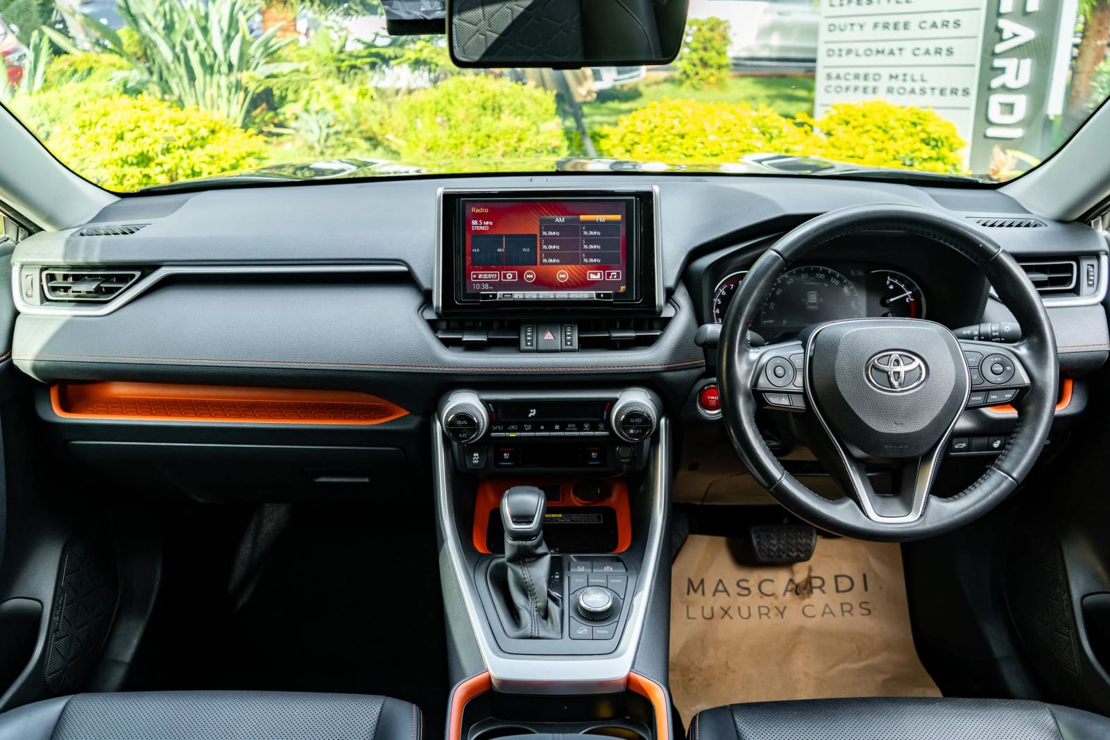 Toyota RAV4 Adventure Package thumbnail 3