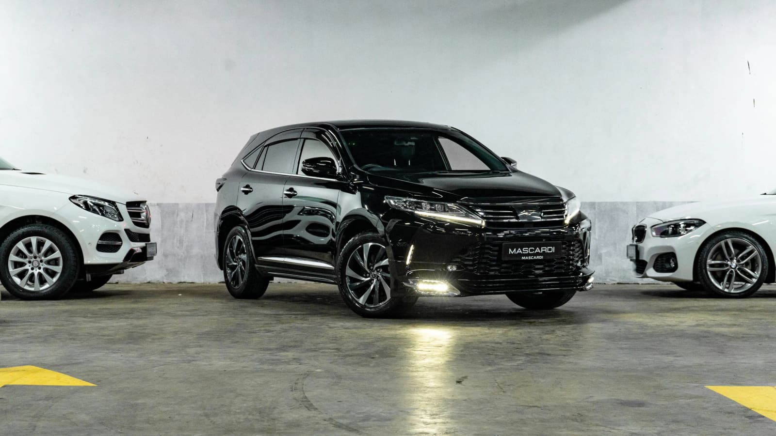 Toyota Harrier Sports Package thumbnail 4