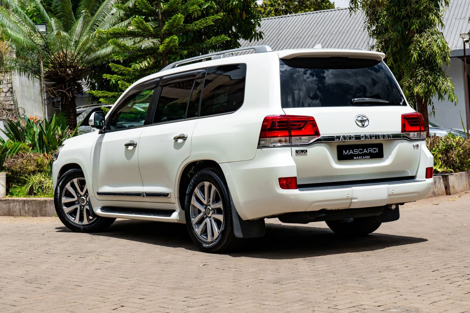 Toyota Land Cruiser LC 200 ZX thumbnail 5