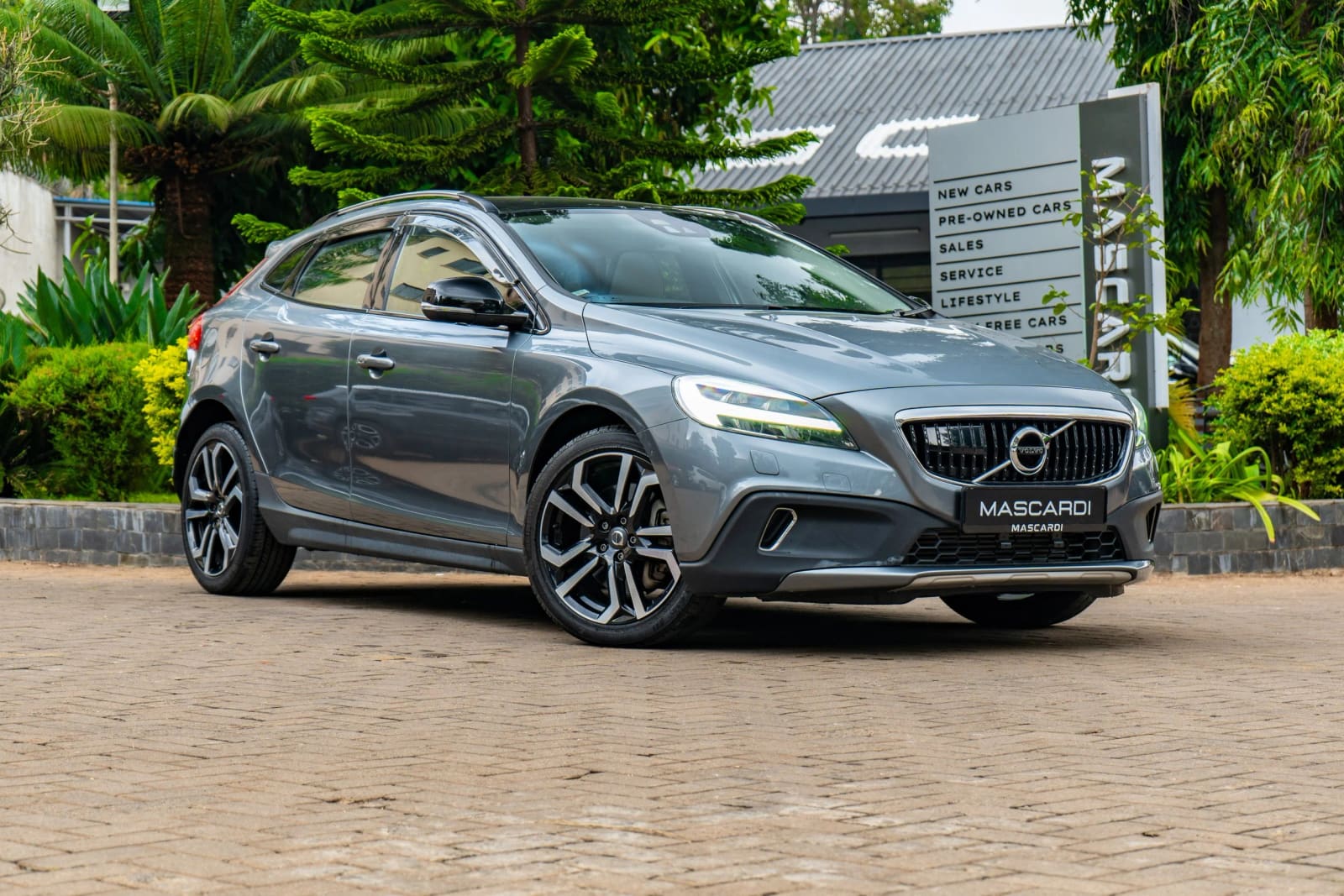Volvo V40 T5 thumbnail 4