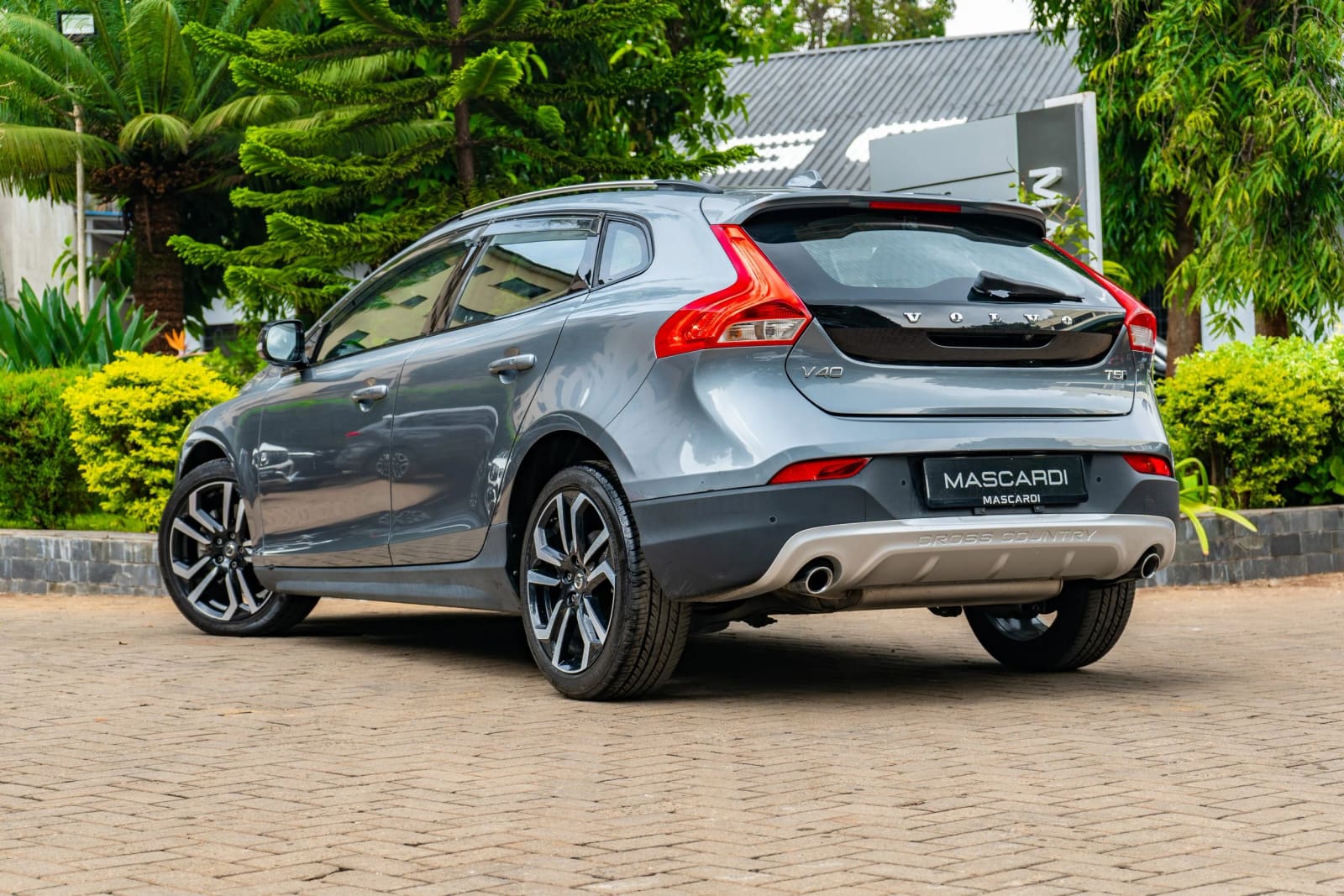 Volvo V40 T5 thumbnail 5