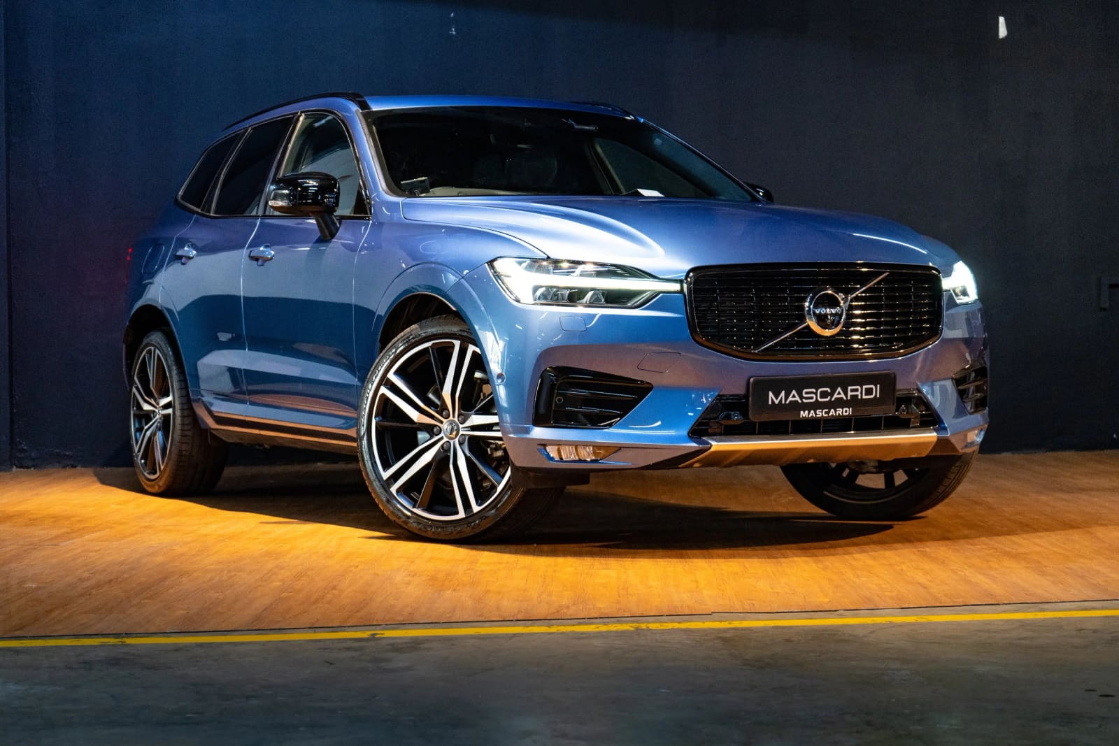 Volvo XC60 B6 thumbnail 4