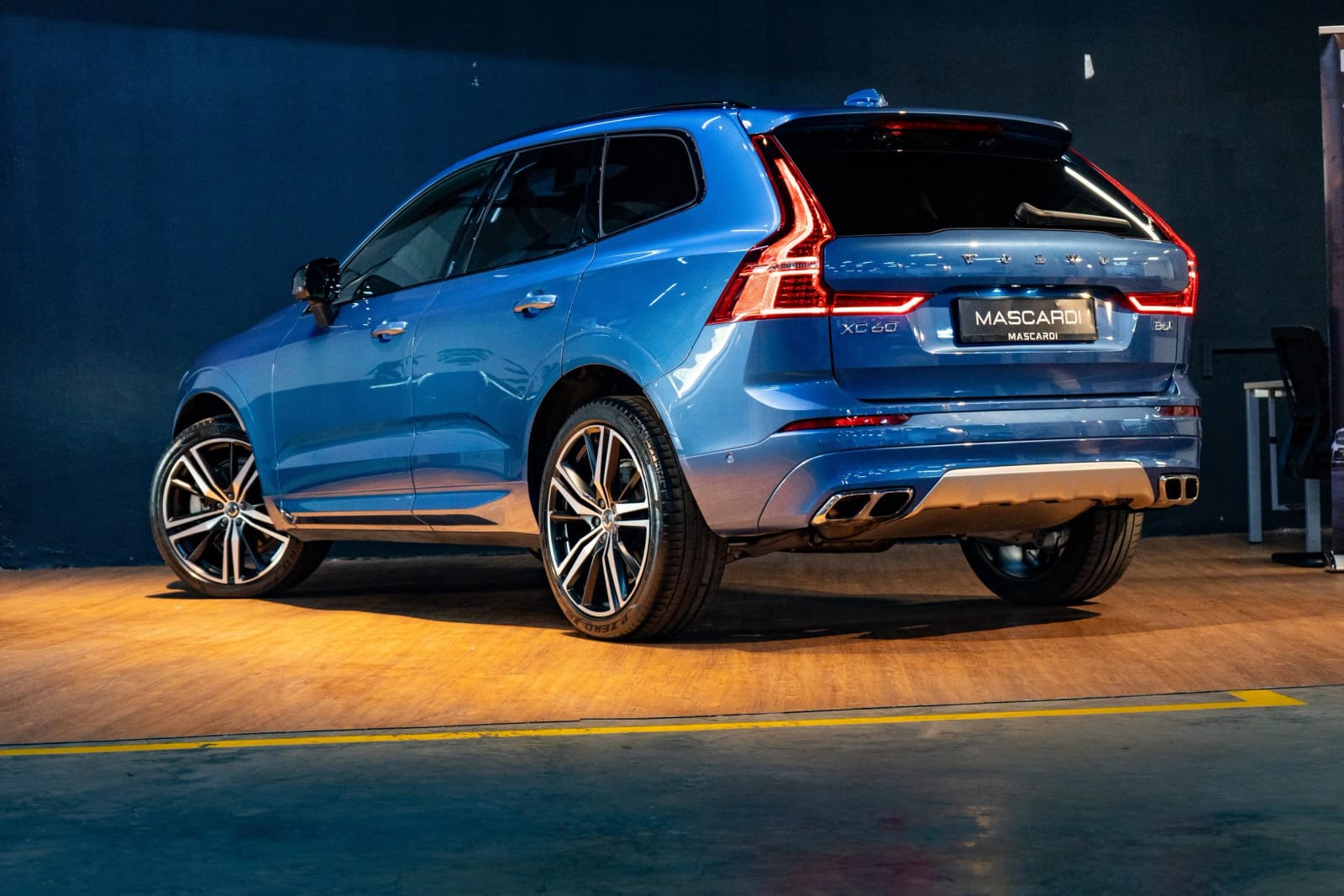 Volvo XC60 B6 thumbnail 5