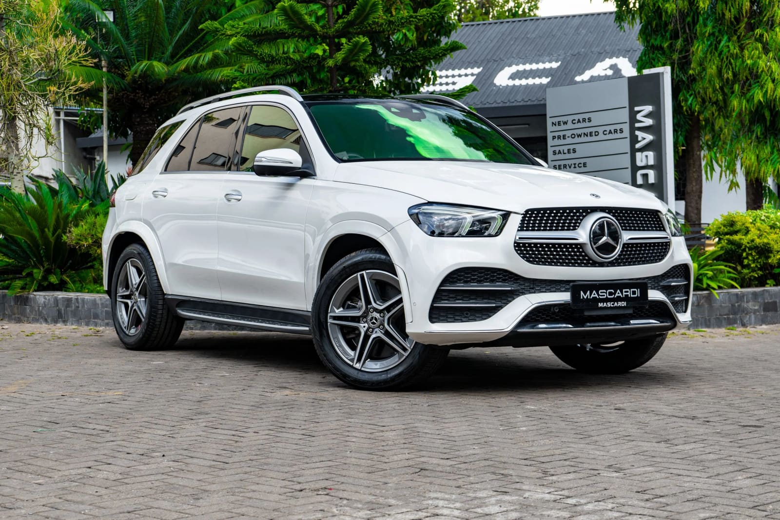 Mercedes-Benz GLE 450 thumbnail 4